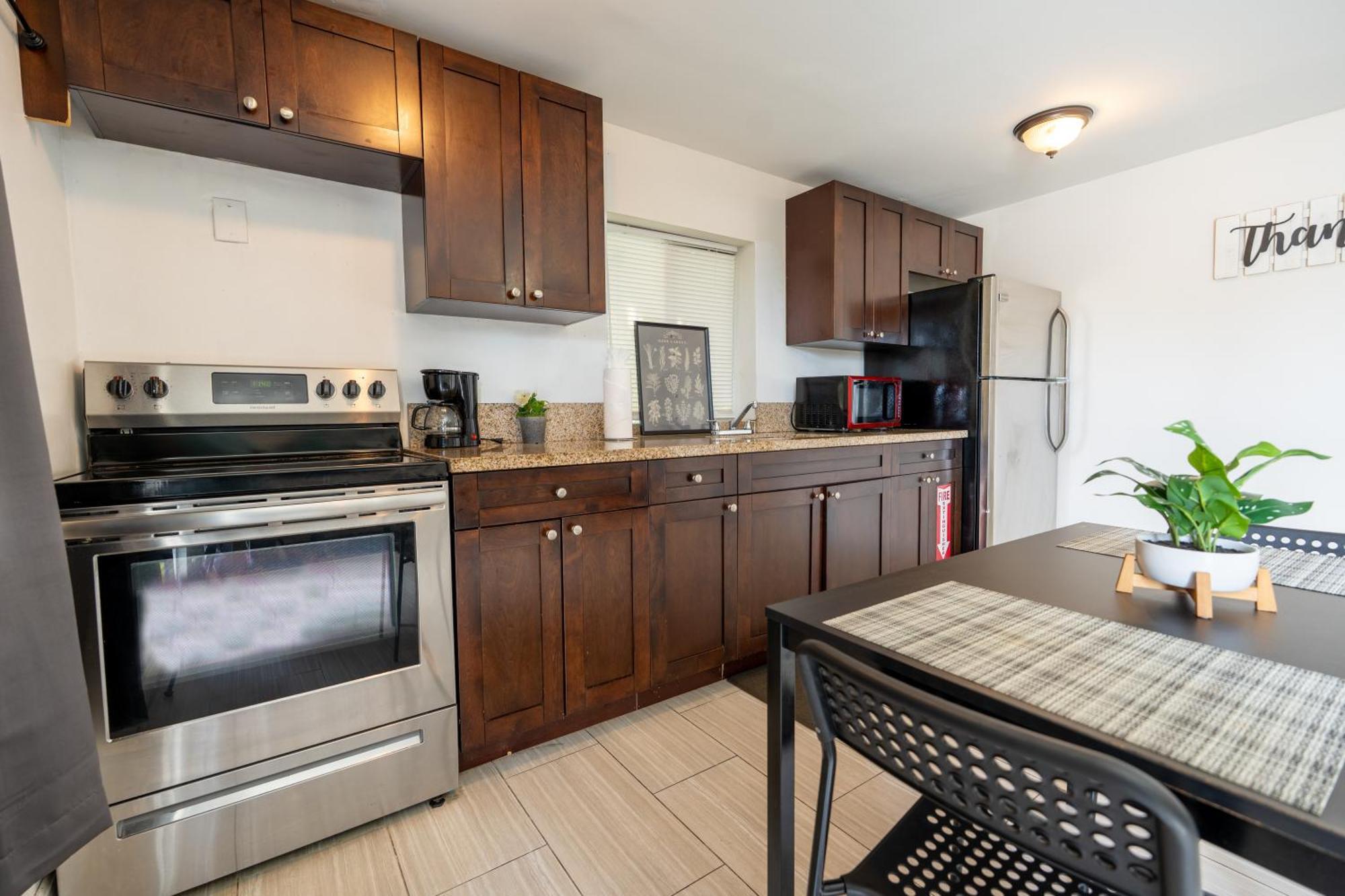 Cozy Private Apts In Hollywood By Hard Rock Casino! Экстерьер фото
