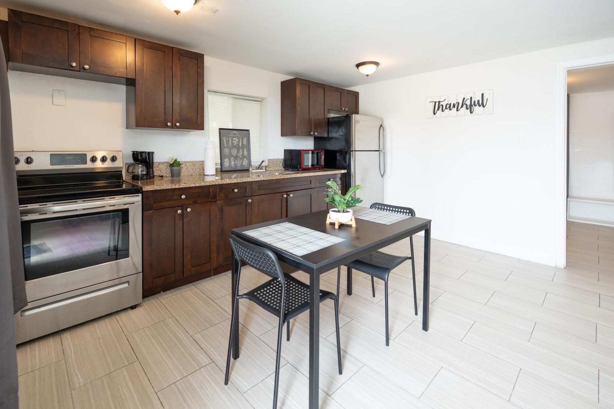 Cozy Private Apts In Hollywood By Hard Rock Casino! Экстерьер фото